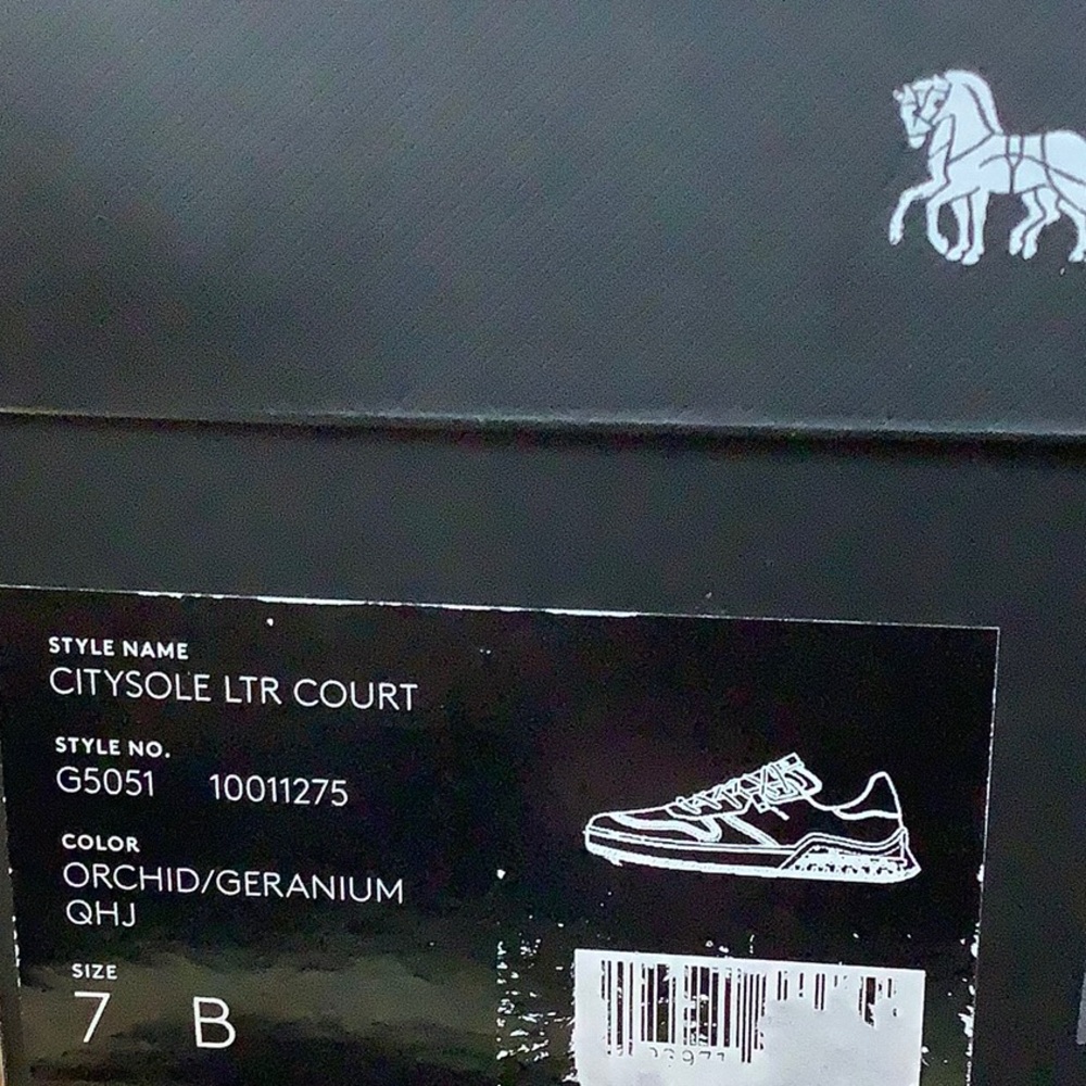 NWT Coach Women's Court Sneaker Black and Orchid/Geranium Size 7 - Picture 5 of 5